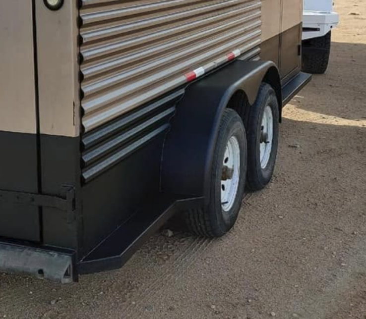 Steel horse trailer — fender and skirt repaired